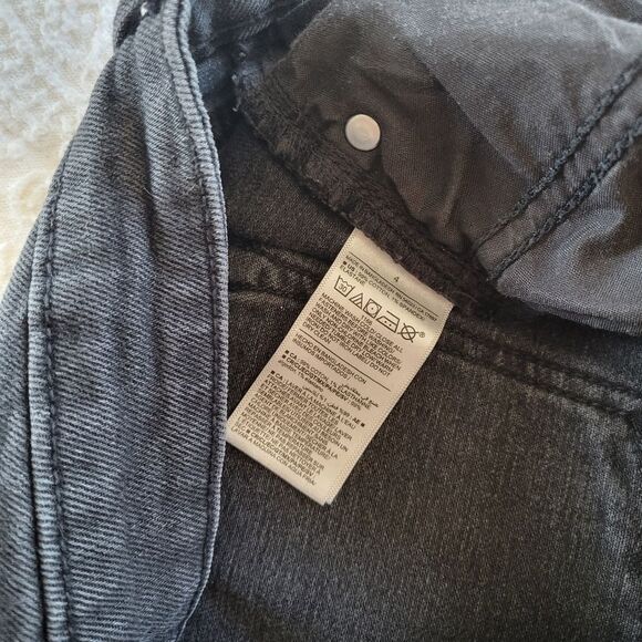 Old Navy Washed Black Extra High Rise Flare Jeans Smoothing 4 - Picture 5 of 5